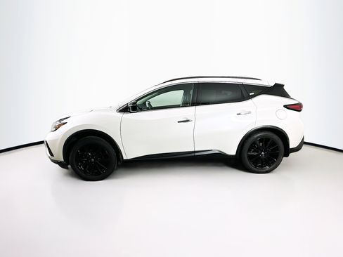 Used 2024 Nissan Murano SV w/ SV Midnight Edition Package image 4