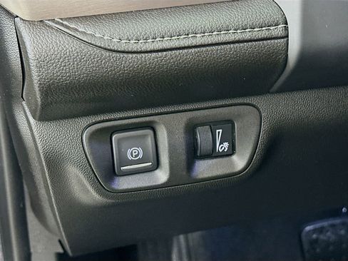 Used 2019 GMC Acadia Denali w/ Technology Package image 17