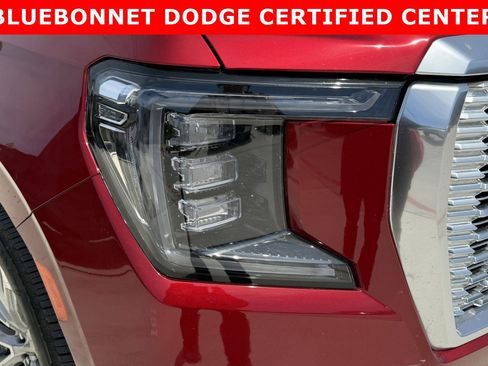 Used 2024 GMC Yukon XL Denali w/ Max Trailering Package image 8