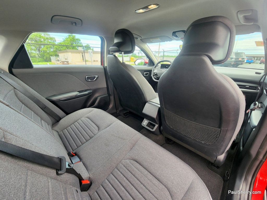 Used 2025 Kia K4 EX FWD image 48