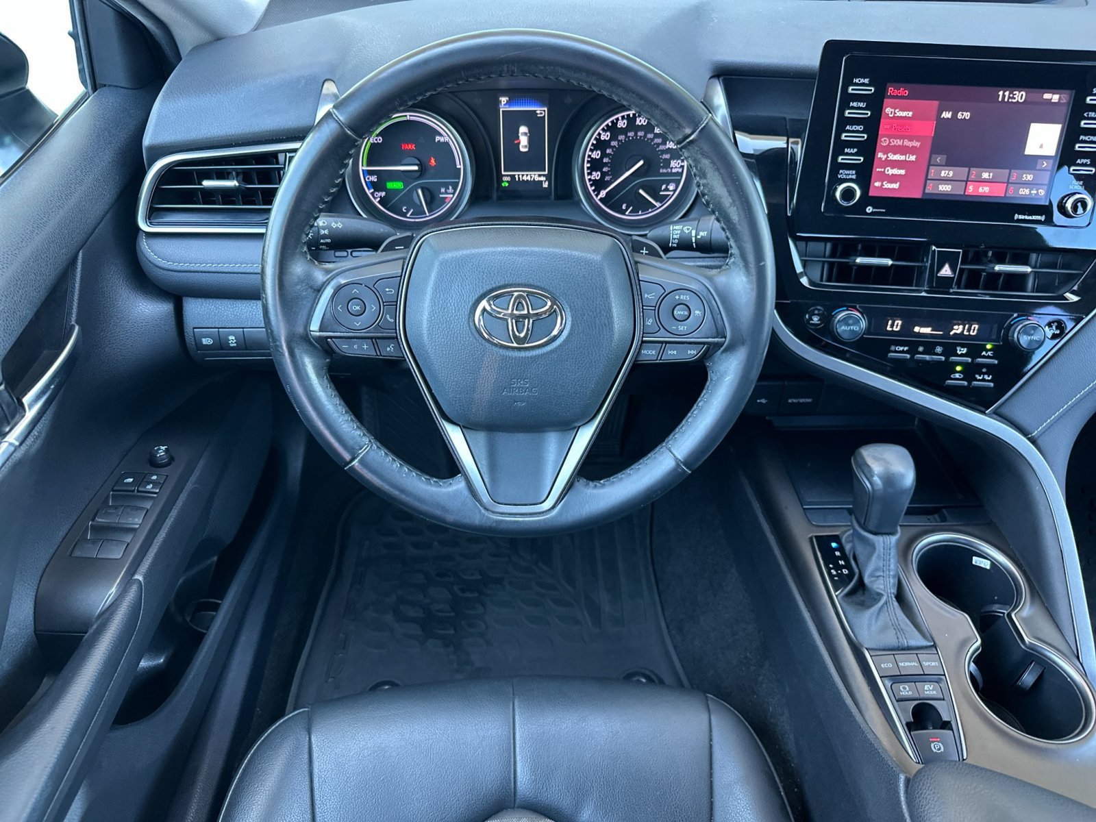 Used 2022 Toyota Camry SE w/ Convenience Package FWD image 14