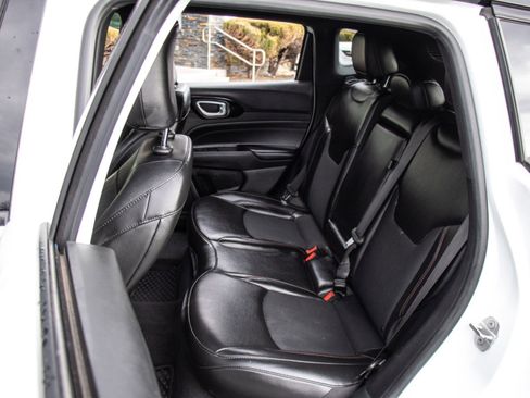 Used 2023 Jeep Compass Trailhawk image 22