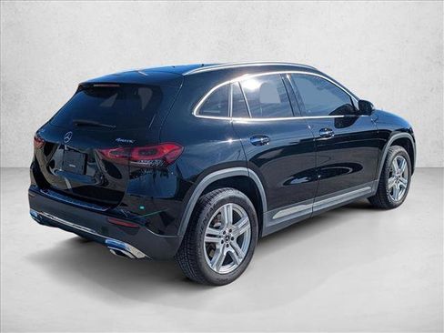 Used 2023 Mercedes-Benz GLA 250 4MATIC image 5