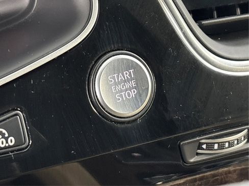 Used 2017 Audi Q7 3.0T Premium Plus w/ Premium Plus Package image 40