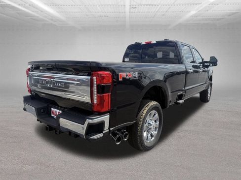 New 2026 Ford F250 King Ranch w/ Chrome Package AWD/4WD image 3