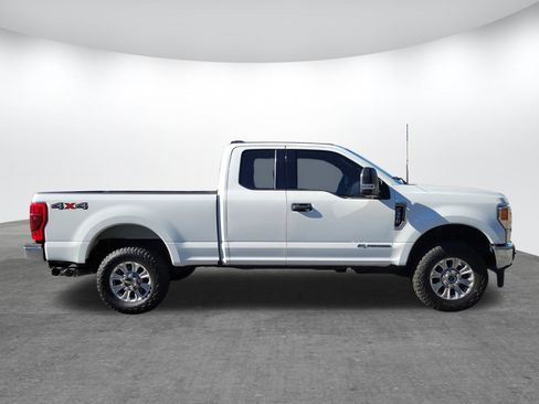 Used 2022 Ford F350 XLT w/ XLT Value Package image 2