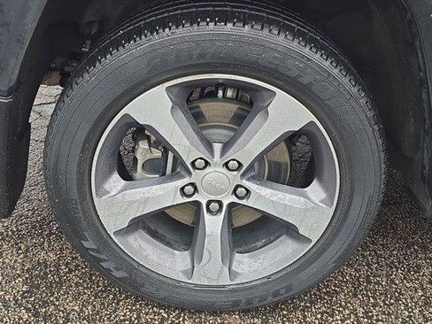 Used 2022 Jeep Grand Cherokee Limited 4xe w/ MOPAR Finishing Package image 5