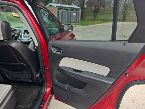 Used 2014 GMC Terrain SLT image 26