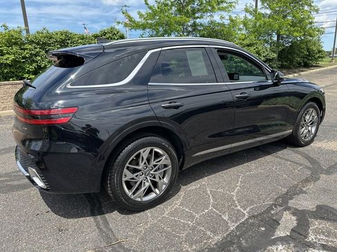 Used 2025 Genesis GV70 2.5T AWD/4WD image 14