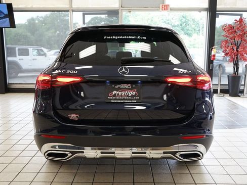 Used 2024 Mercedes-Benz GLC 300 4MATIC image 15