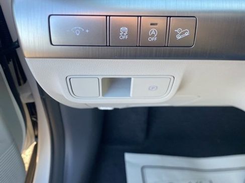 New 2026 Hyundai Kona SE FWD image 15