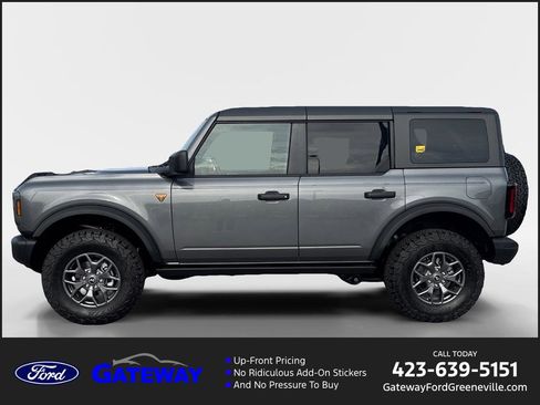 New 2025 Ford Bronco Badlands image 1