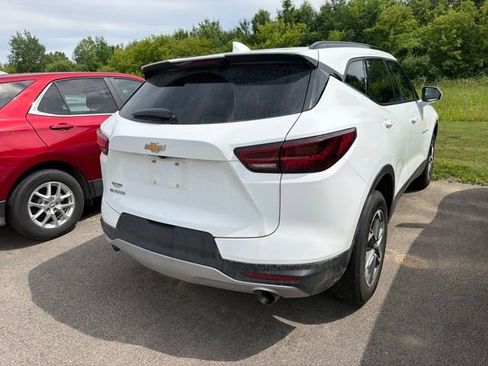 Used 2023 Chevrolet Blazer LT w/ Convenience Package FWD image 6