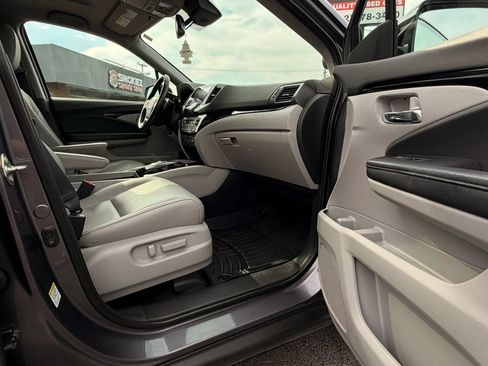 Used 2016 Honda Pilot Touring image 18