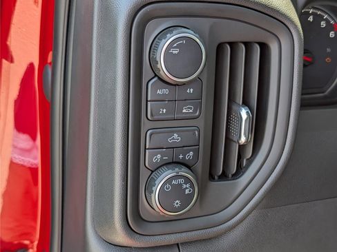 Used 2022 Chevrolet Silverado 1500 Custom AWD/4WD image 21