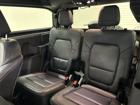 Used 2025 Ford Bronco Badlands AWD/4WD image 26