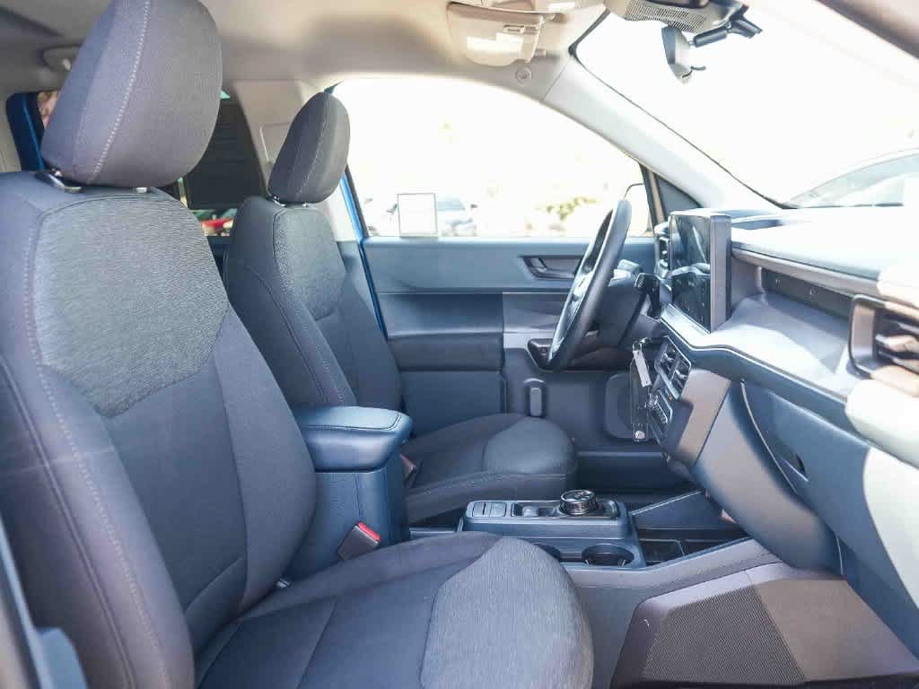 Used 2025 Ford Maverick XL w/ Equipment Group 102A AWD/4WD image 16