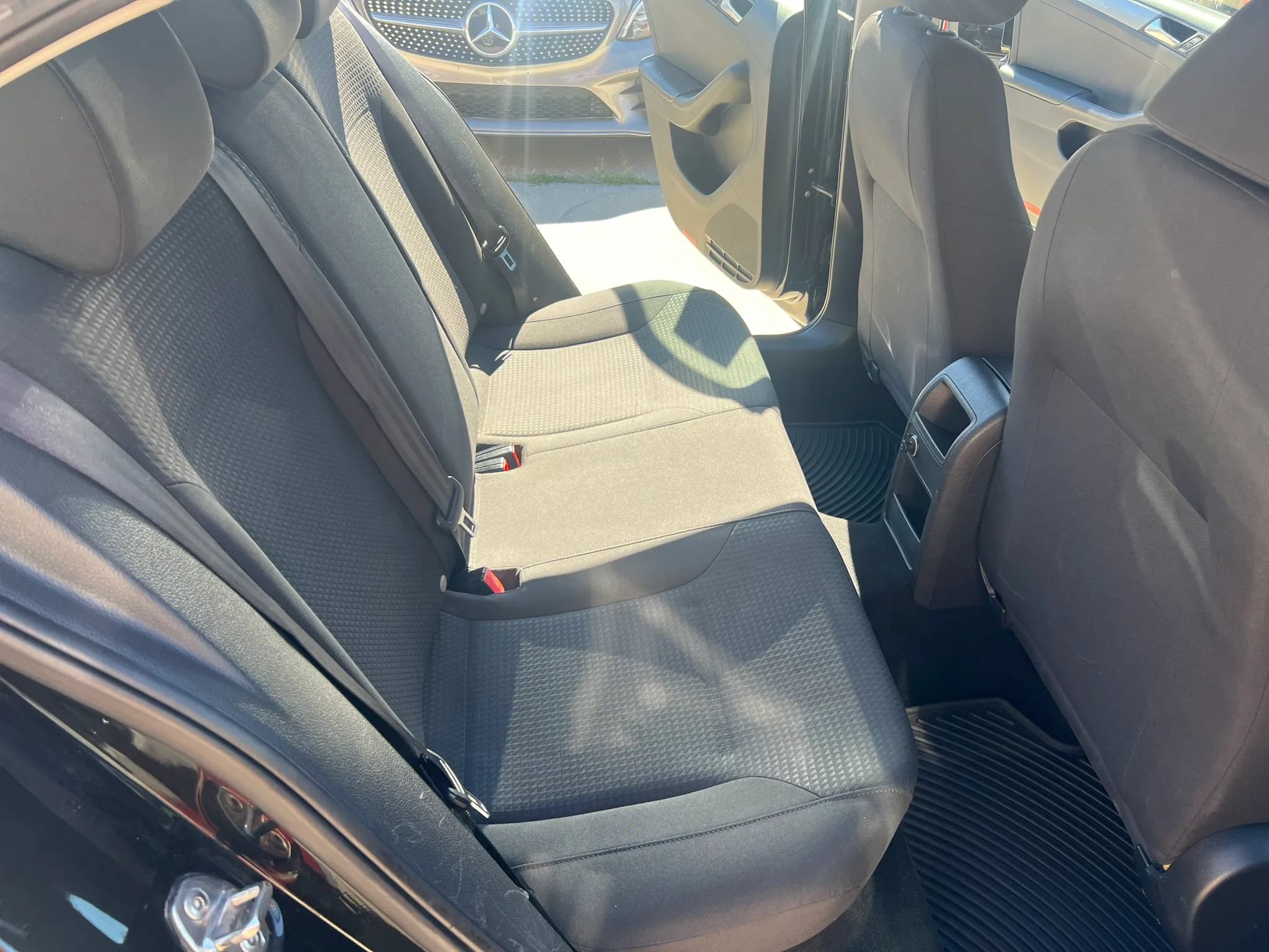 Used 2015 Volkswagen Jetta SE FWD image 18