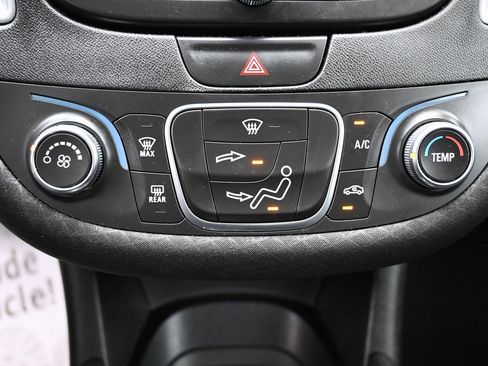 Used 2019 Chevrolet Malibu LS image 26