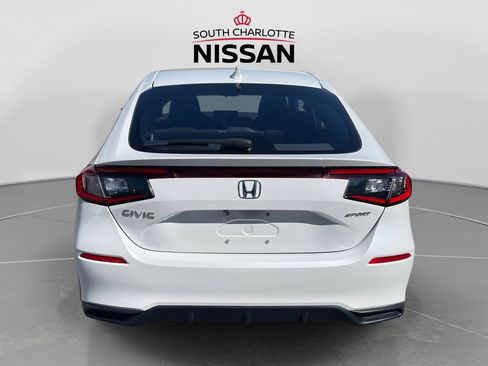 Used 2024 Honda Civic Sport image 5