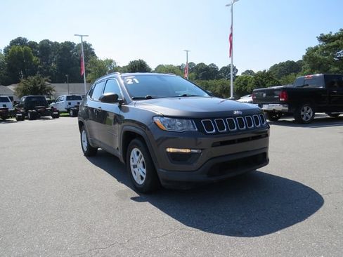 Used 2021 Jeep Compass Sport FWD image 9