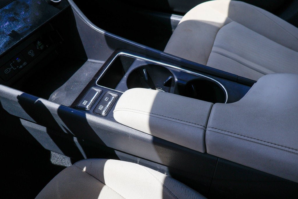 Used 2025 Hyundai Sonata SEL FWD image 15