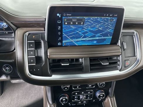 Used 2024 Chevrolet Tahoe Z71 AWD/4WD image 14