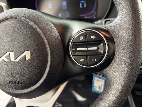 Used 2023 Kia Soul LX w/ Option Group 015 FWD image 29