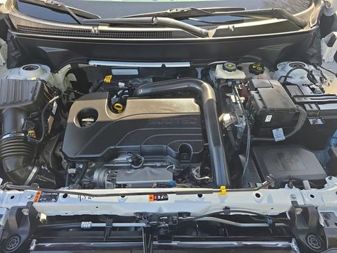 Used 2024 Chevrolet Equinox RS image 30