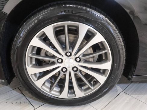 Used 2017 Buick LaCrosse Essence w/ Sun and Shade Package FWD image 10
