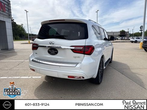 Used 2023 INFINITI QX80 Sensory w/ Cargo Package AWD/4WD image 6