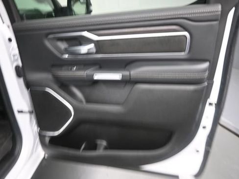 Used 2025 RAM 1500 Laramie w/ Sport Appearance Package AWD/4WD image 10