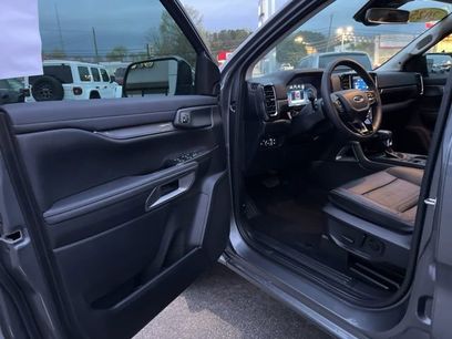 Used 2025 Ford Ranger Lariat w/ Trailer Tow Package