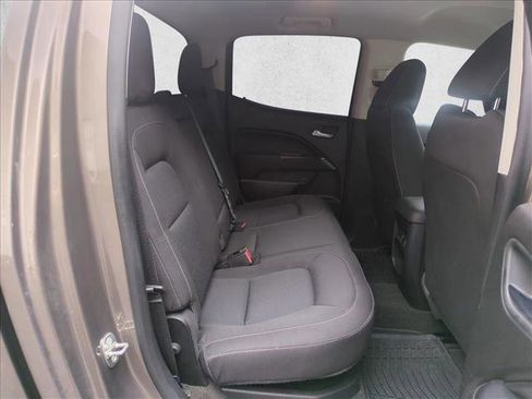 Used 2016 Chevrolet Colorado LT image 16