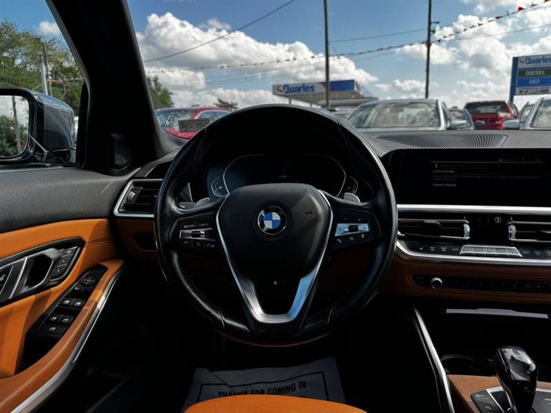 Used 2021 BMW 330i xDrive Sedan w/ Convenience Package AWD/4WD image 12