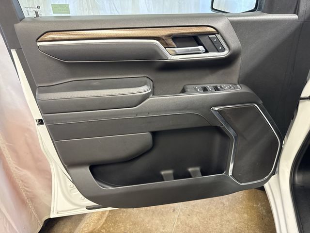 Certified 2025 Chevrolet Silverado 1500 LT AWD/4WD image 21