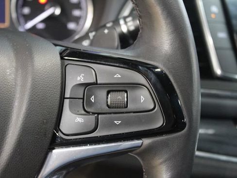 Used 2023 Buick Enclave Essence AWD/4WD image 16
