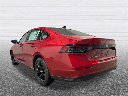 New 2025 Honda Accord SE image 3