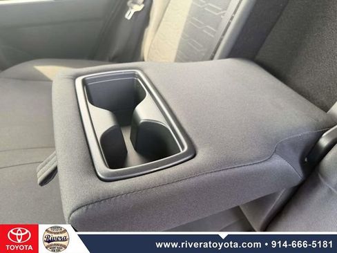Used 2023 Toyota RAV4 SE w/ SE Grade Weather Package AWD/4WD image 16