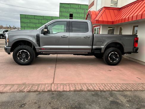 Used 2025 Ford F350 Platinum w/ Tremor Off-Road Package AWD/4WD image 2