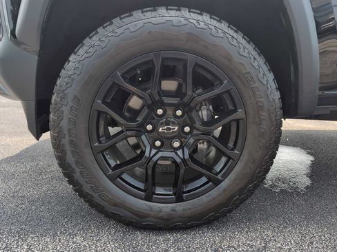 Used 2024 Chevrolet Colorado Trail Boss w/ LPO, Dark Essentials Package AWD/4WD image 31
