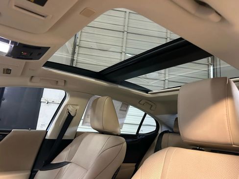 Used 2019 Lexus ES 350 w/ Accessory Package 2 image 23