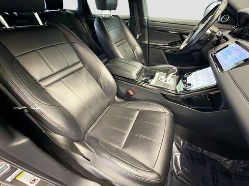 Used 2020 Land Rover Range Rover Evoque R-Dynamic SE image 14
