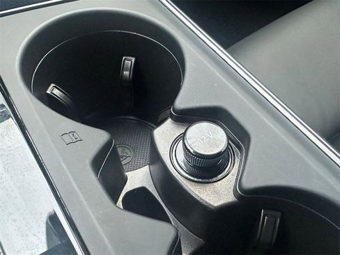 Used 2025 Audi RS 6 performance image 30