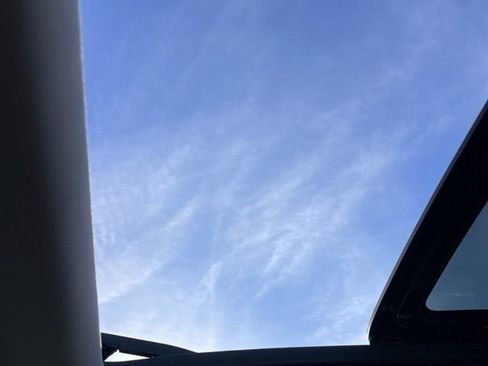 Used 2020 Cadillac XT5 Premium Luxury w/ LPO, Floor Liner Package image 19