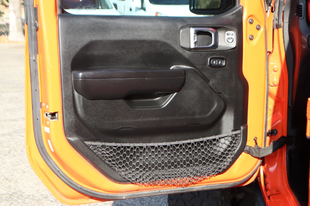 Used 2020 Jeep Wrangler Unlimited Rubicon AWD/4WD image 17