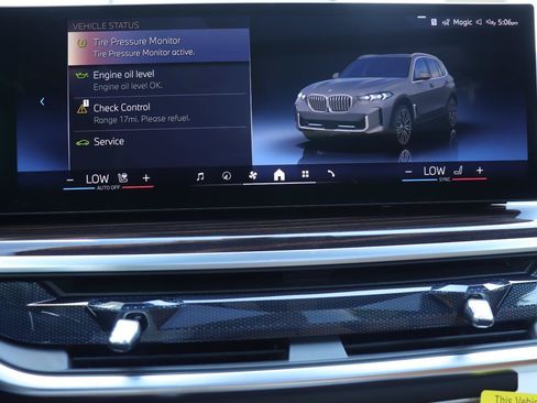 New 2026 BMW X5 sDrive40i w/ Climate Comfort Package RWD image 35