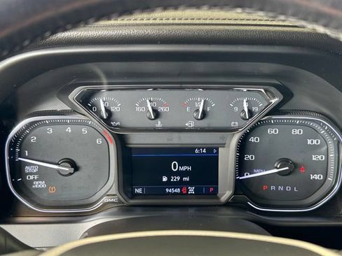 Used 2019 GMC Sierra 1500 SLE w/ SLE Value Package AWD/4WD image 7
