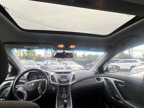 Used 2016 Hyundai Elantra Value Edition image 12