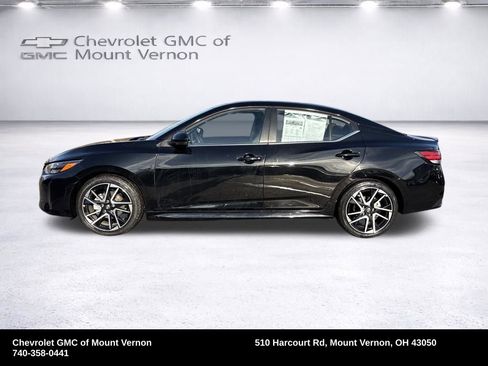 Used 2025 Nissan Sentra SR image 2